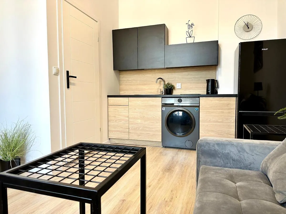 Studio Gdansk Oliwa Station Apartment 0*,